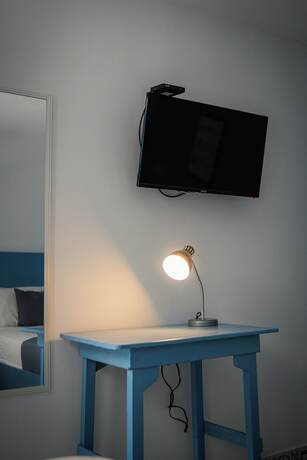Imagen de la habitación del Hotel ADAZ Mediterraneo. Foto 14