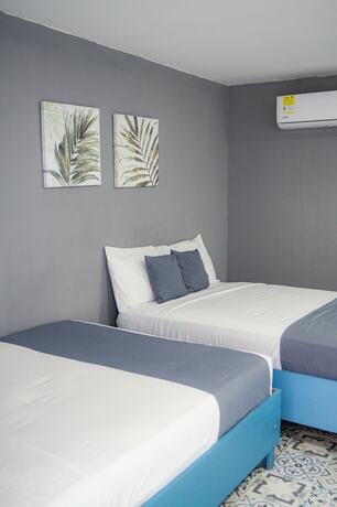 Imagen general del Hotel ADAZ Mediterraneo. Foto 2