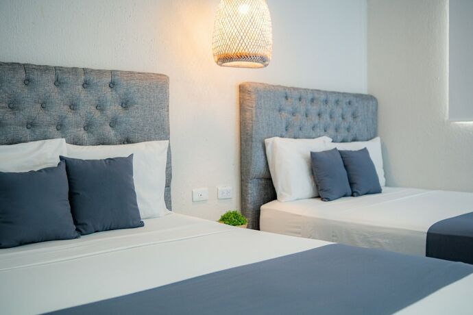 Imagen general del Hotel ADAZ Mediterraneo. Foto 3