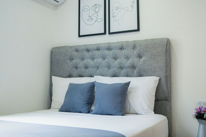 Imagen de la habitación del Hotel ADAZ Mediterraneo. Foto 20