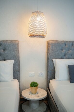 Imagen general del Hotel ADAZ Mediterraneo. Foto 11