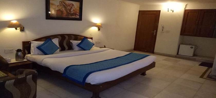 Imagen de la habitación del Hotel ADB Rooms Diana Palace. Foto 11