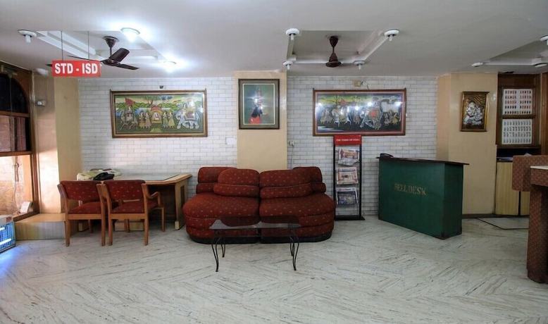 Imagen de los interiores del Hotel ADB Rooms India International Dx. Foto 18