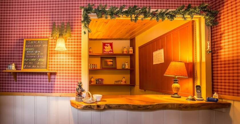 Imagen general del Hotel ADK Trail Inn. Foto 3