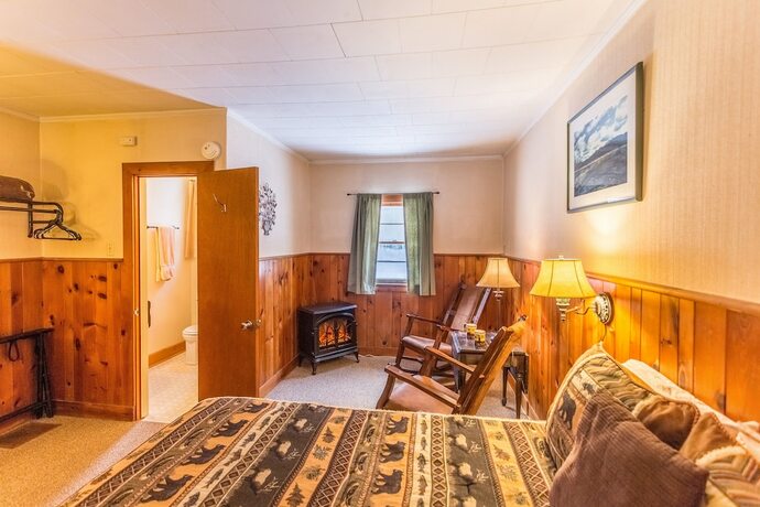 Imagen general del Hotel ADK Trail Inn. Foto 7