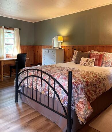 Imagen de la habitación del Hotel ADK Trail Inn. Foto 17