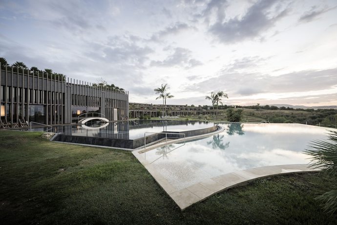 Imagen de la piscina del Hotel ADLER Spa Resort SICILIA. Foto 15