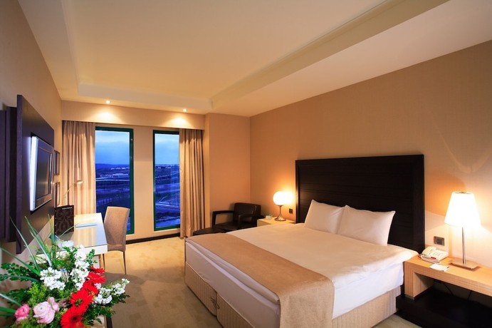 Imagen de la habitación del Hotel ADM Grand. Foto 5