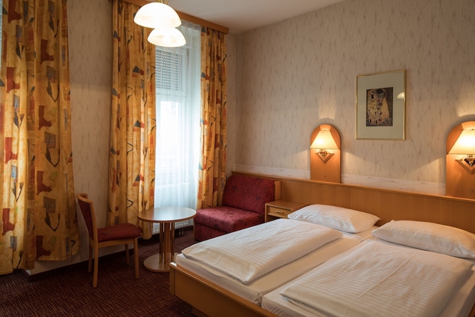 Imagen de la habitación del Hotel ADMIRAL, Viena. Foto 13