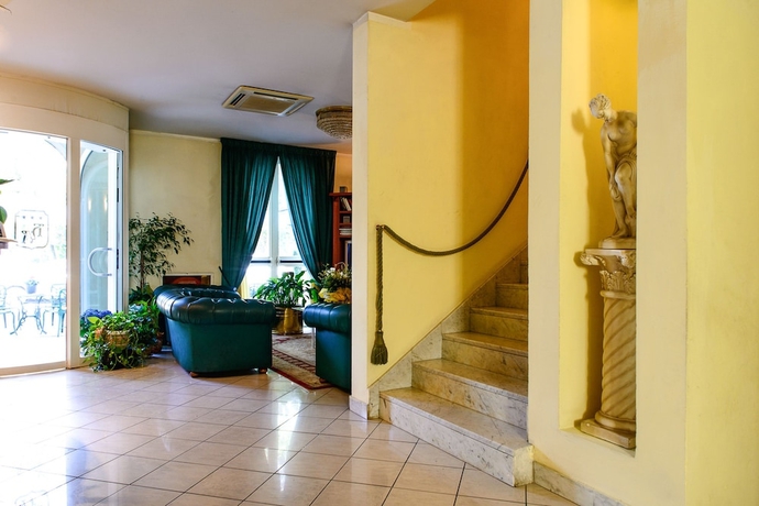Imagen de los interiores del Hotel ADRIANA, Viareggio. Foto 13