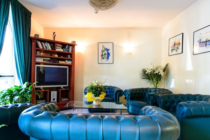 Imagen de los interiores del Hotel ADRIANA, Viareggio. Foto 16