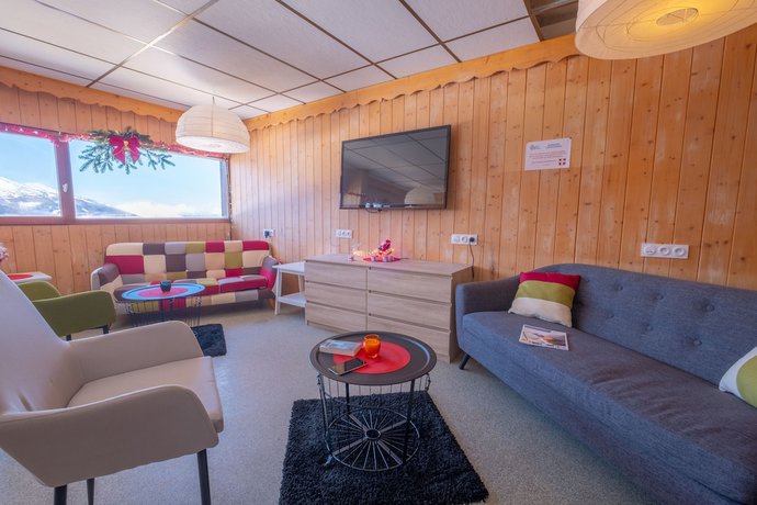 Imagen del bar/restaurante del Hotel AEC Vacances - Le Grand Fourchon. Foto 4