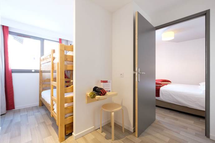 Imagen de la habitación del Hotel AEC Vacances - Le Grand Fourchon. Foto 7