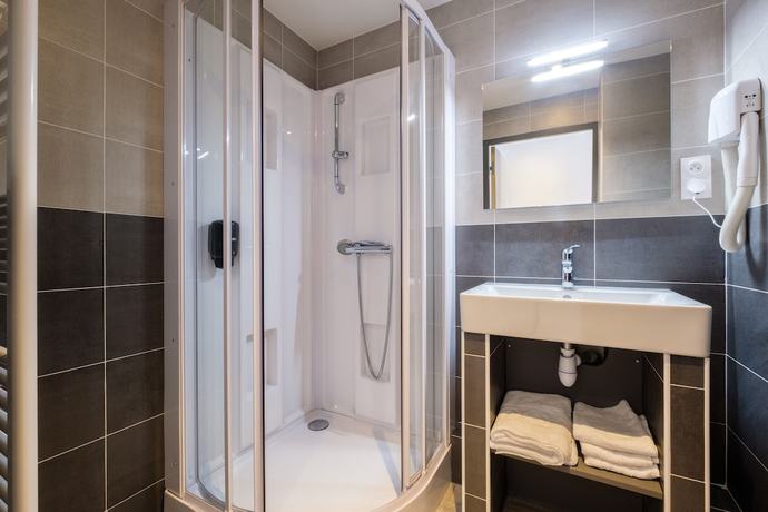 Imagen de la habitación del Hotel AEC Vacances - Le Grand Fourchon. Foto 9