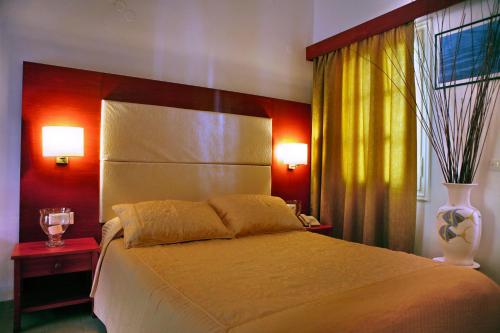 Imagen general del Hotel AEGEON, Skala Kallonis. Foto 9