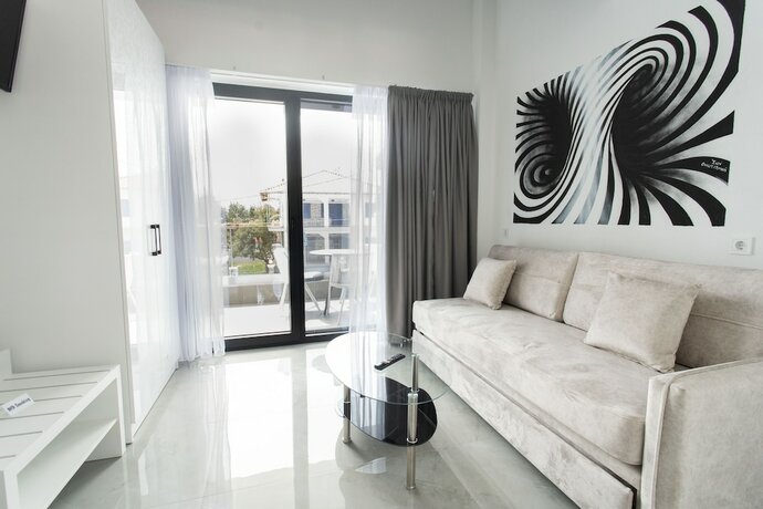 Imagen general del Hotel AEONIAN LUXURY SUITES. Foto 7
