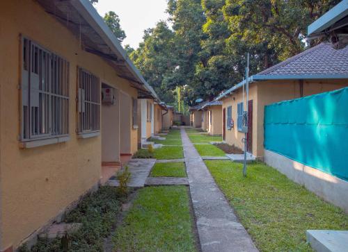 Imagen general del Hotel AFEX Rivercamp. Foto 2