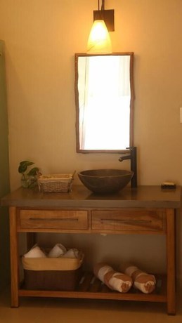 Imagen de la habitación del Hotel AGAM. Foto 8