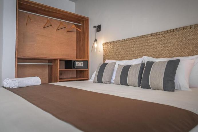 Imagen de la habitación del Hotel AGAM. Foto 10