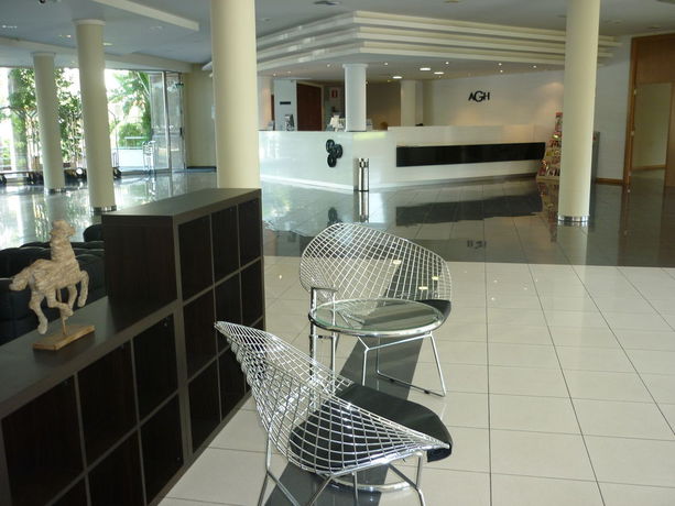 Imagen de los interiores del Hotel AGH Canet. Foto 13