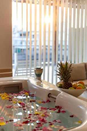 Imagen general del Hotel AGORA luxury BOUTIQUE HOTEL. Foto 6