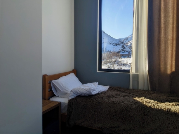 Imagen de la habitación del Hotel AGRE Kazbegi. Foto 4