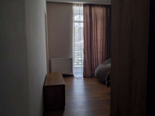 Imagen de la habitación del Hotel AGRE Kazbegi. Foto 9