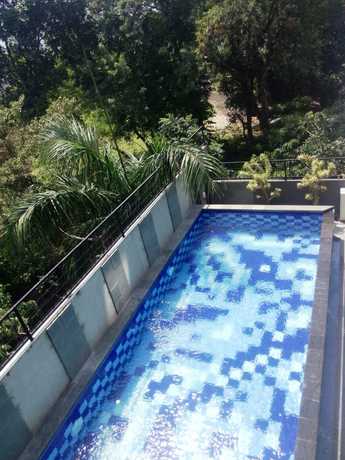 Imagen de la piscina del Hotel AGRIA Hotel Bogor. Foto 14