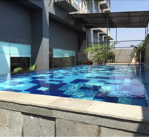 Imagen de la piscina del Hotel AGRIA Hotel Bogor. Foto 15