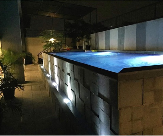 Imagen de la piscina del Hotel AGRIA Hotel Bogor. Foto 20