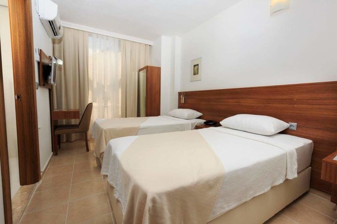 Imagen de la habitación del Hotel AGZ. Foto 6