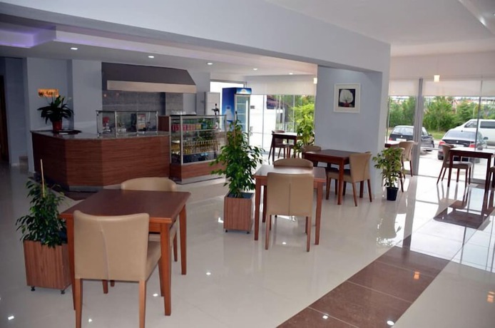 Imagen de los interiores del Hotel AGZ. Foto 17