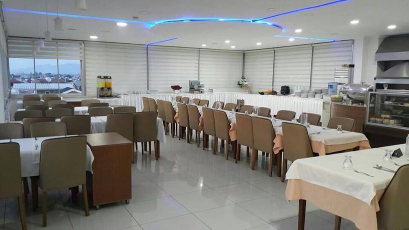 Imagen del bar/restaurante del Hotel AGZ. Foto 3