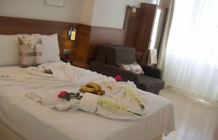 Imagen de la habitación del Hotel AGZ. Foto 12