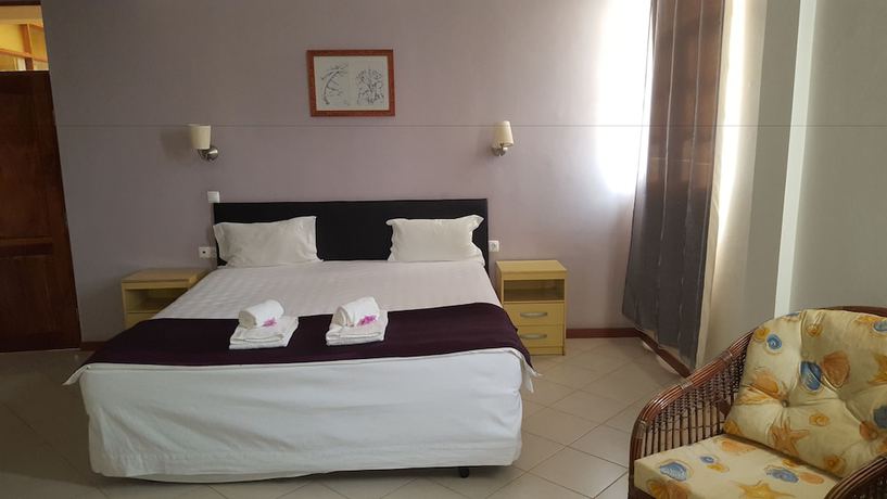 Imagen de la habitación del Hotel AH Maio. Foto 10