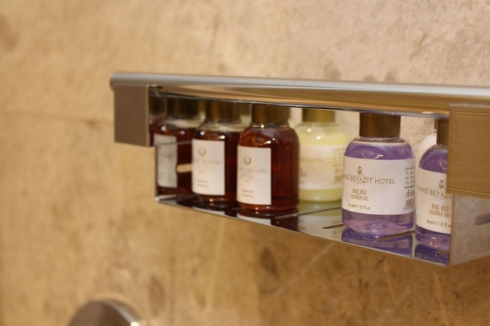 Imagen de la habitación del Hotel AHC Grand Bazaar. Foto 8