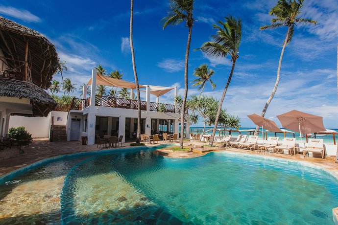 Imagen de la piscina del Hotel AHG Dream\'s Bay Boutique. Foto 19