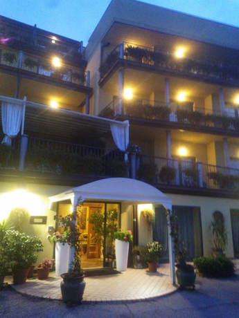 Imagen general del Hotel AHG Riva Del Sole Wellness Adults Only. Foto 2
