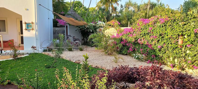 Imagen de los interiores del Hotel AHG Sun Bay Mlilile Beach. Foto 17