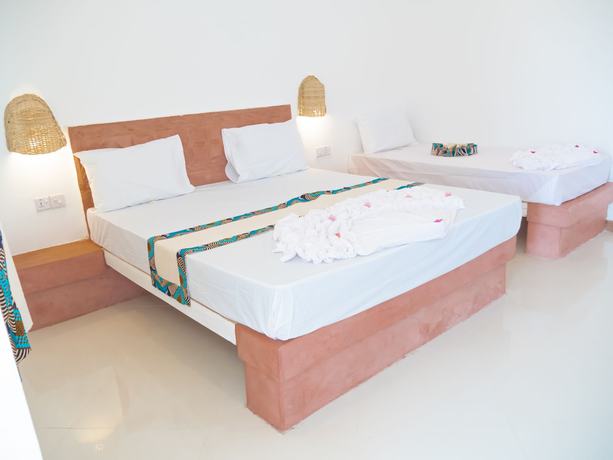 Imagen de la habitación del Hotel AHG Sun Bay Mlilile Beach. Foto 11