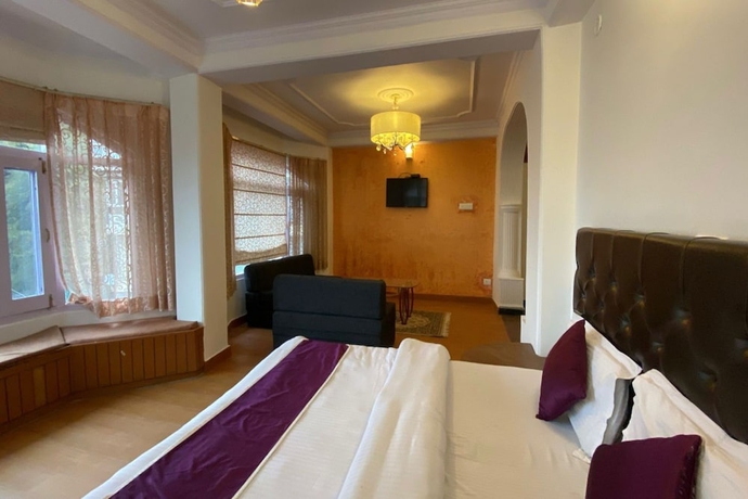 Imagen de la habitación del Hotel AHR Windsor the Mall Shimla. Foto 1