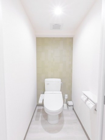 Imagen de la habitación del Hotel AIOLITE. Foto 13