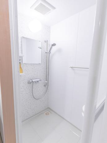 Imagen de la habitación del Hotel AIOLITE. Foto 16