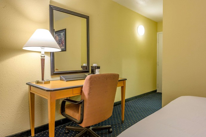 Imagen de la habitación del Hotel AIRE Hershey Lebanon. Foto 11