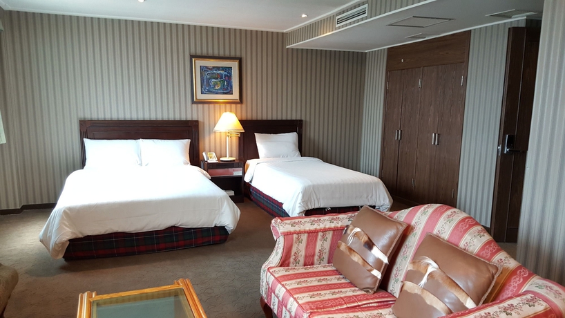 Imagen de la habitación del Hotel AIRPORT, Aeropuerto De Gimpo. Foto 2