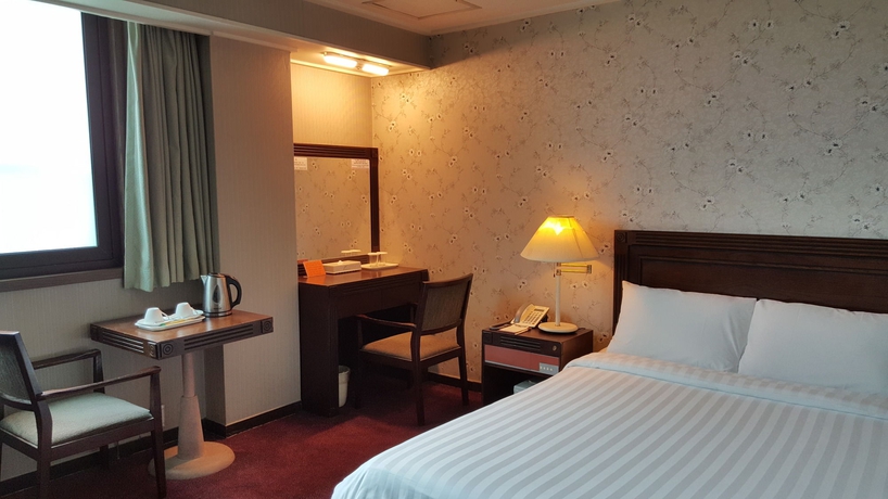 Imagen de la habitación del Hotel AIRPORT, Aeropuerto De Gimpo. Foto 3