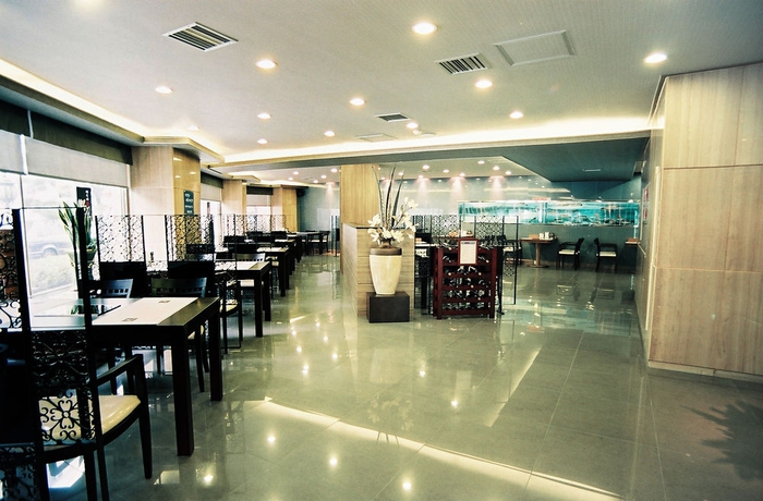 Imagen de los interiores del Hotel AIRPORT, Aeropuerto De Gimpo. Foto 13