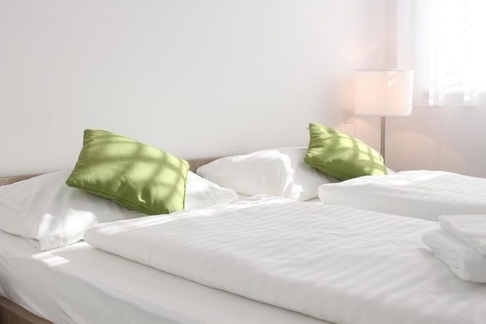 Imagen de la habitación del Hotel AIS Center. Foto 3