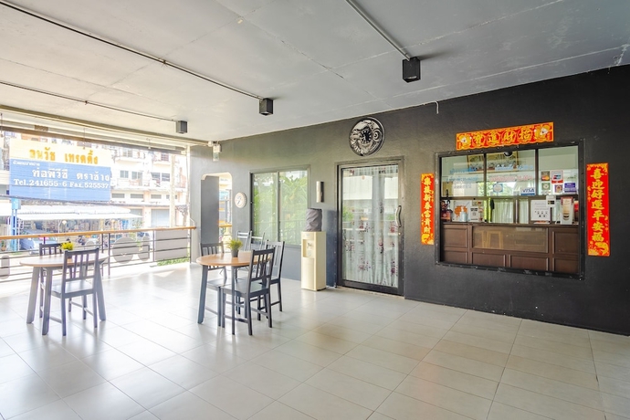 Imagen de los interiores del Hotel AJ Residence. Foto 17