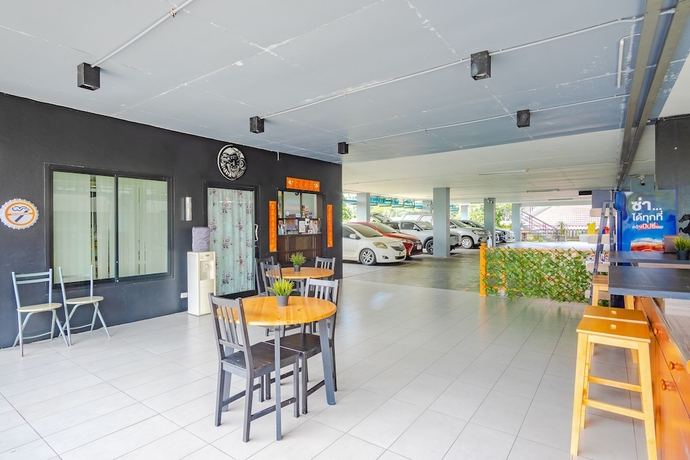 Imagen de los interiores del Hotel AJ Residence. Foto 18